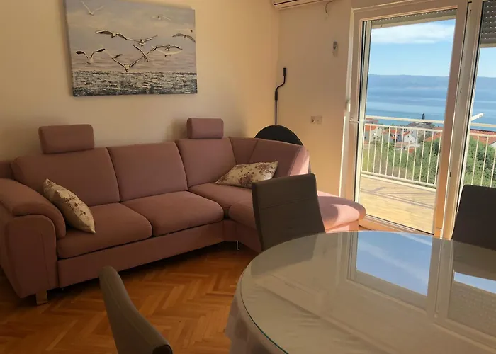 Sea View Apartment Manda